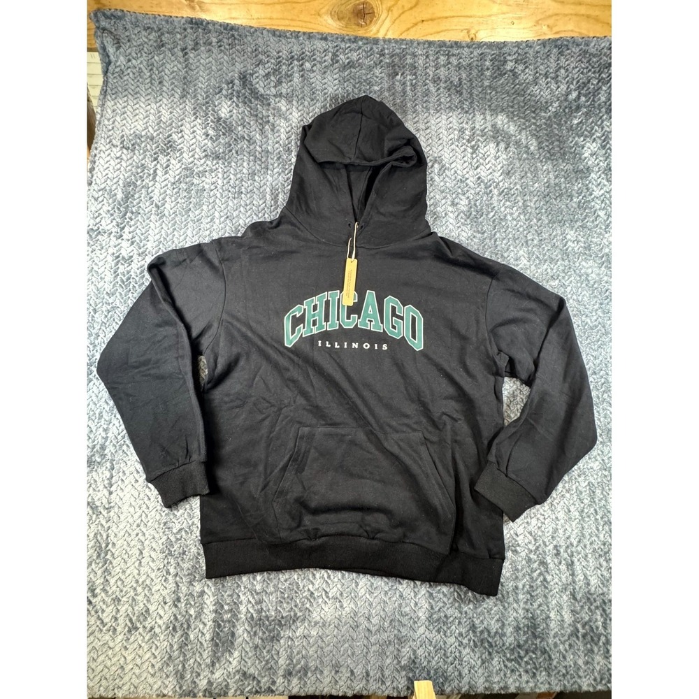 Orandesigne University Chicago Illinois Hoodie Mens Medium Black Spellout Cotton
